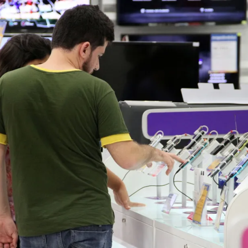 Black Friday: Procon orienta consumidores para evitar golpes e frustrações