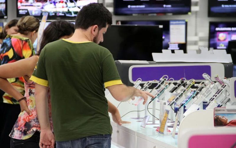 Black Friday: Procon orienta consumidores para evitar golpes e frustrações