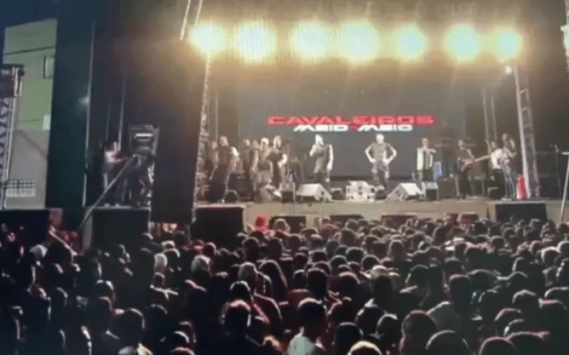 Nova Palmeira; Estrutura de som desaba durante festa de emancipação política