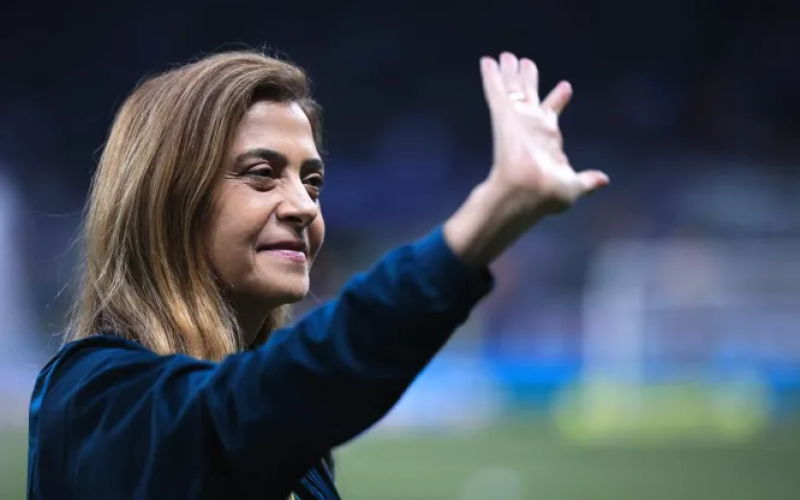 Leila diz que não vai mais patrocinar o Palmeiras, descarta Gabigol e Jesus e quer renovar com Abel