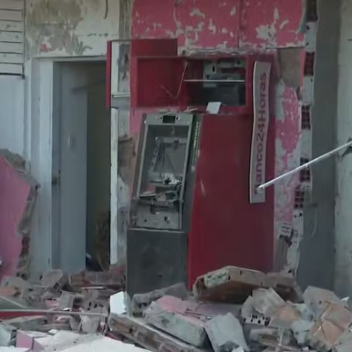 Assaltantes armados explodem caixa eletrônico em posto de combustível de João Pessoa