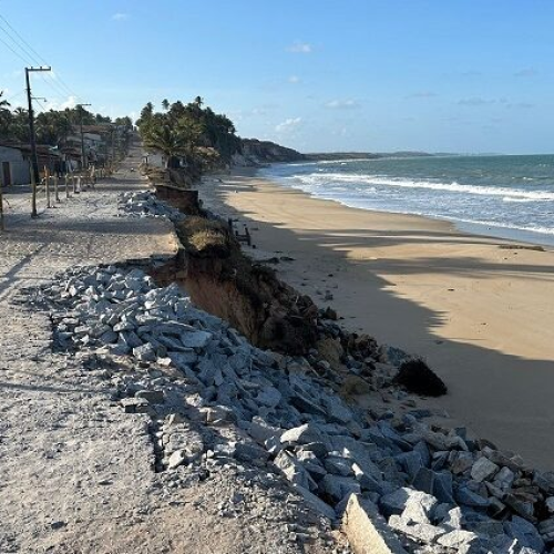 Baía da Traição entra em situação de emergência por causa do avanço do mar