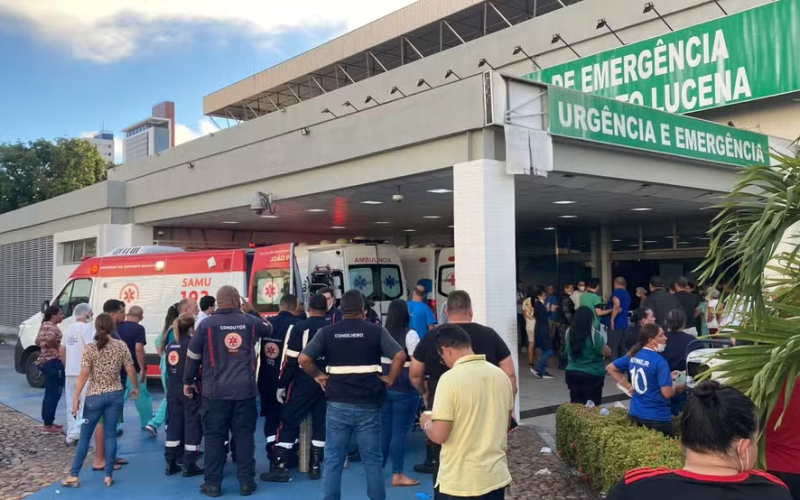 Incêndio atinge Hospital de Trauma de João Pessoa e pacientes são transferidos para outras unidades