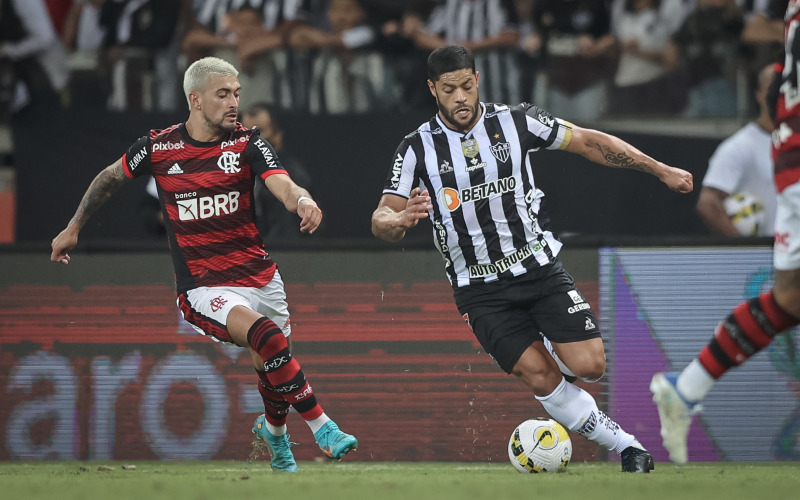 Gabriel Milito vê resultado doloroso, mas confia em virada: ‘Falta 90 minutos’