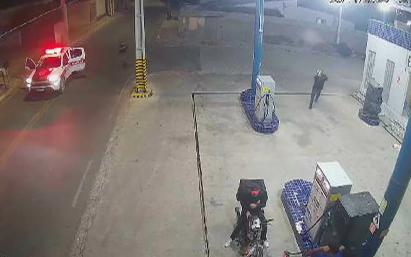 Assaltante não percebe a chegada da polícia e morre em tentativa de roubo